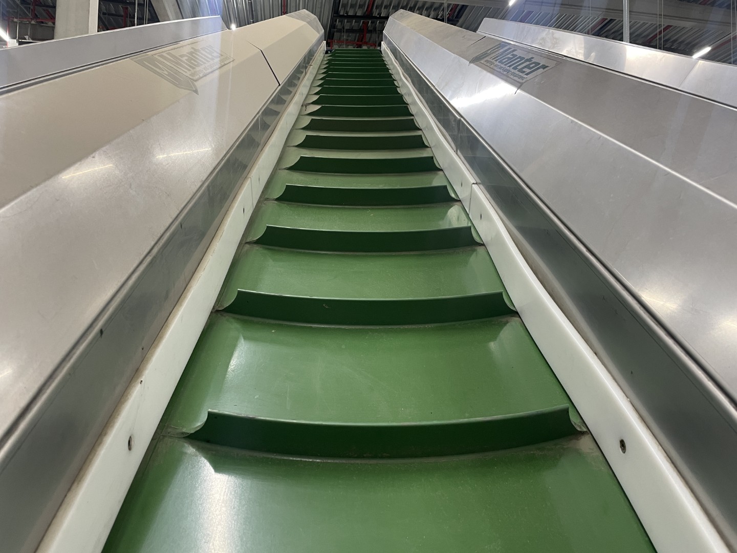 Manter VP16000 Весовой дозатор с 3 подъемниками и дозировочными конвейерами