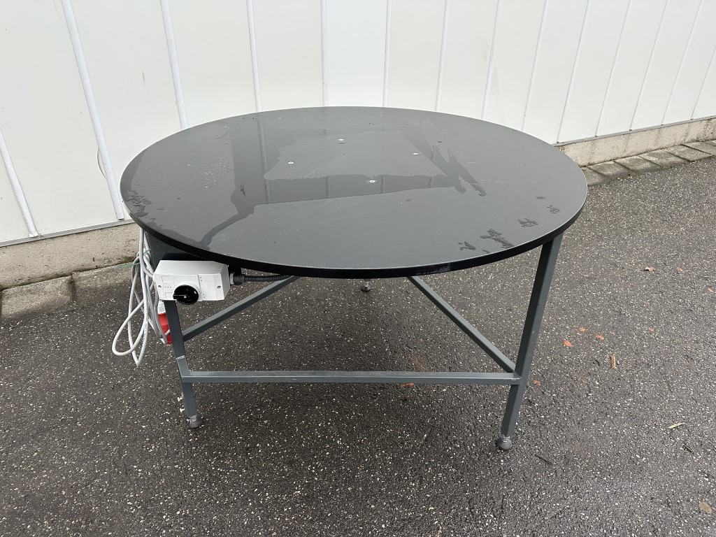 Manter RT130 Поворотные столы 130 см