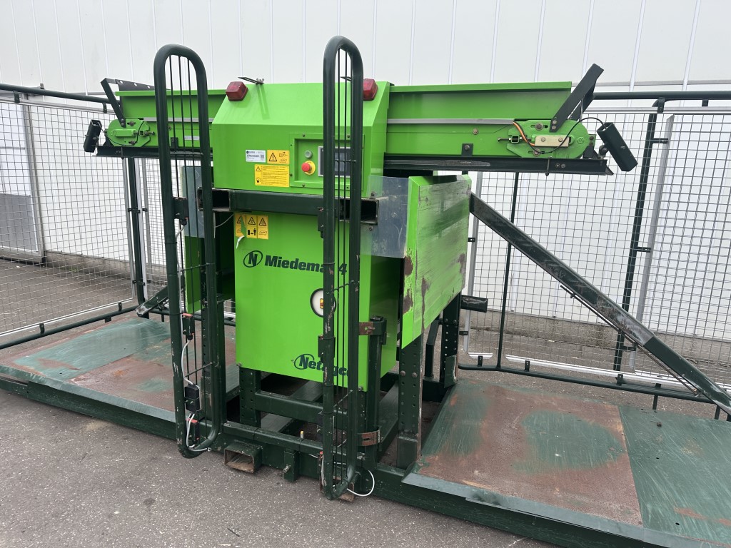 Miedema AKV41 Наполнитель контейнеров