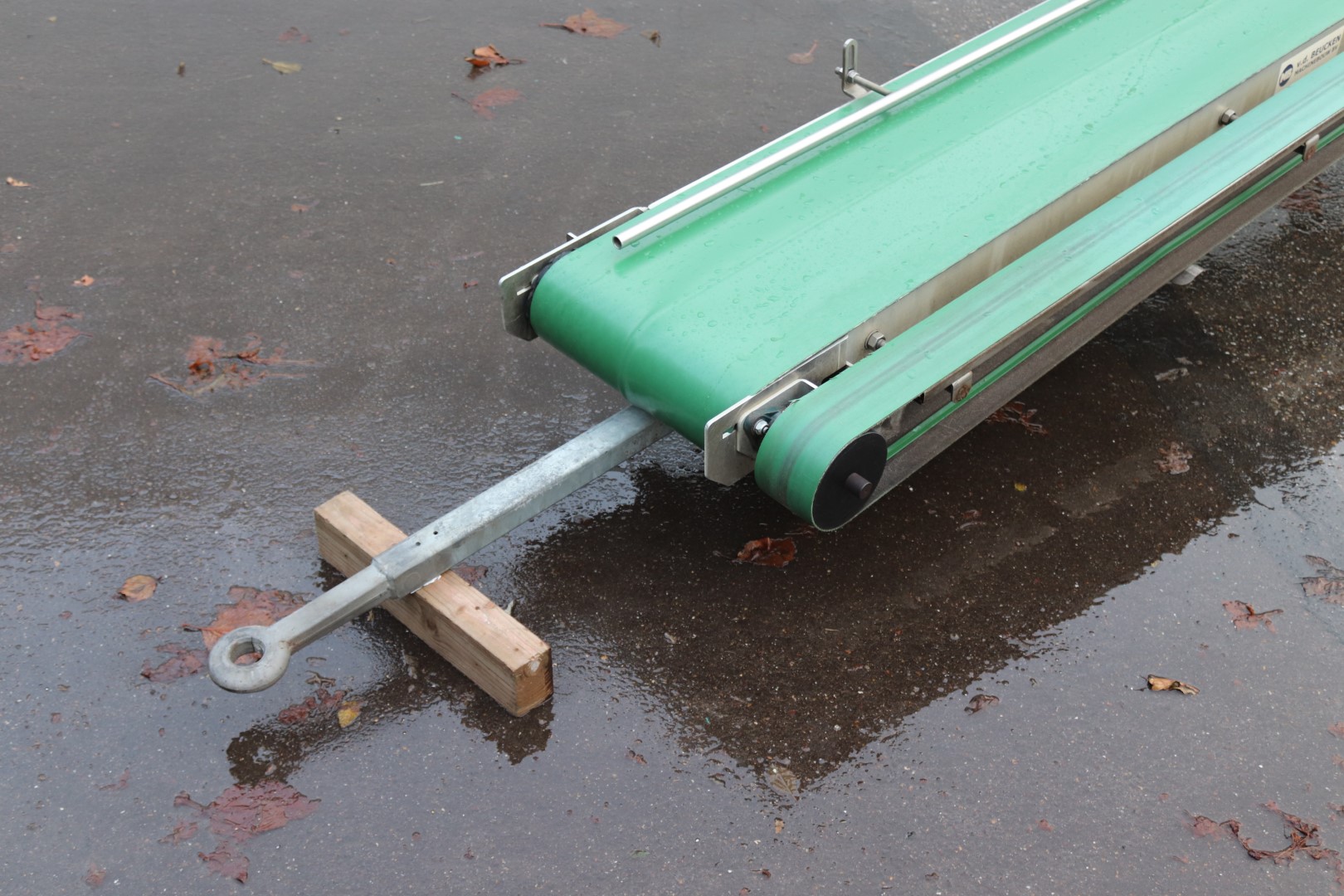 Van den Beucken aluminium harvesting conveyor