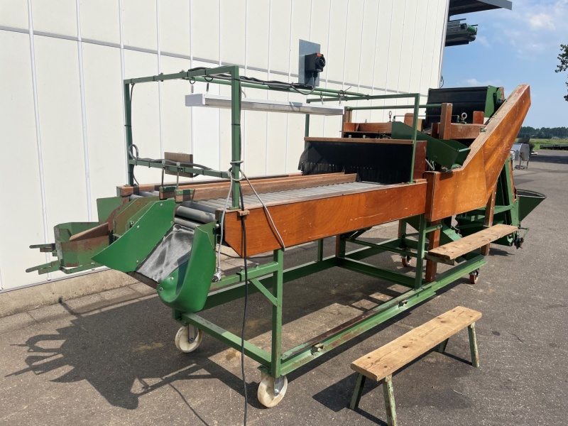 ������������� ������ Schouten Trio ��� ��������� � ���� ������� 90 ��
