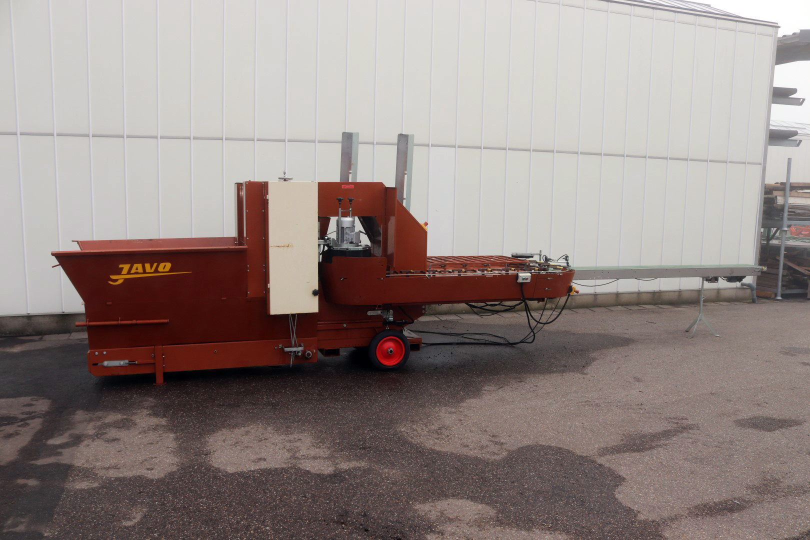 Javo Super Mega potting machine with double pneumatic potdispenser