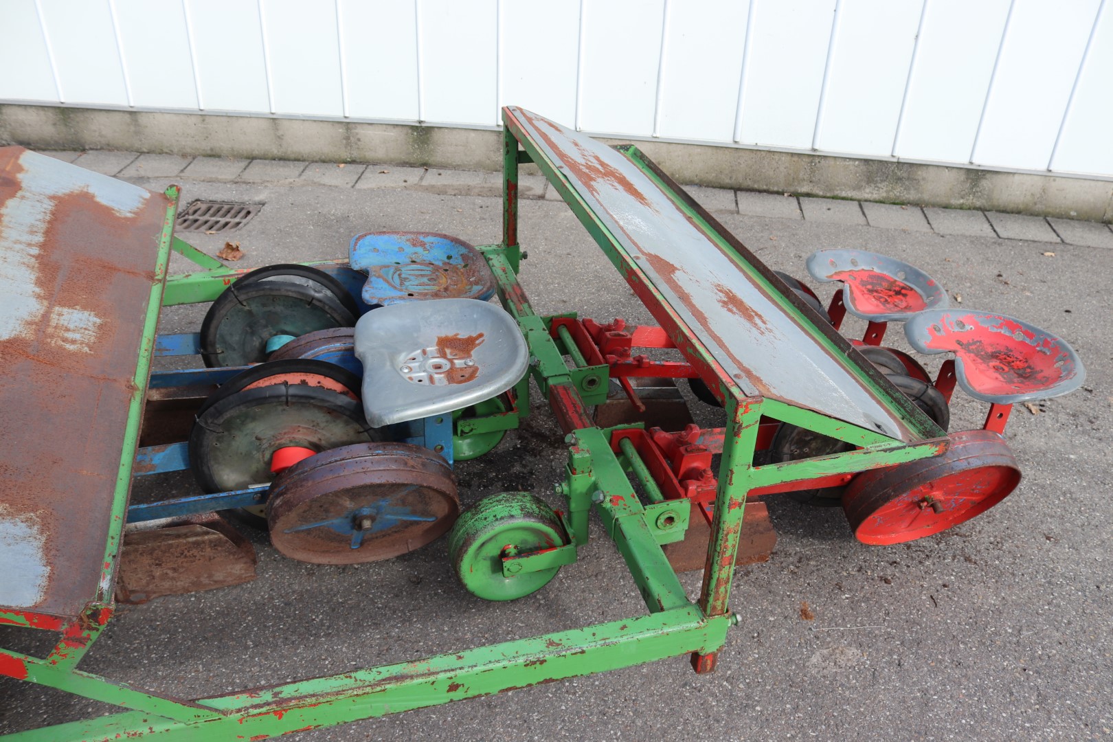 Halmec / Accord 4 row planting machine