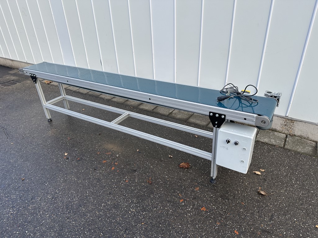�������� 310 � 31 ��