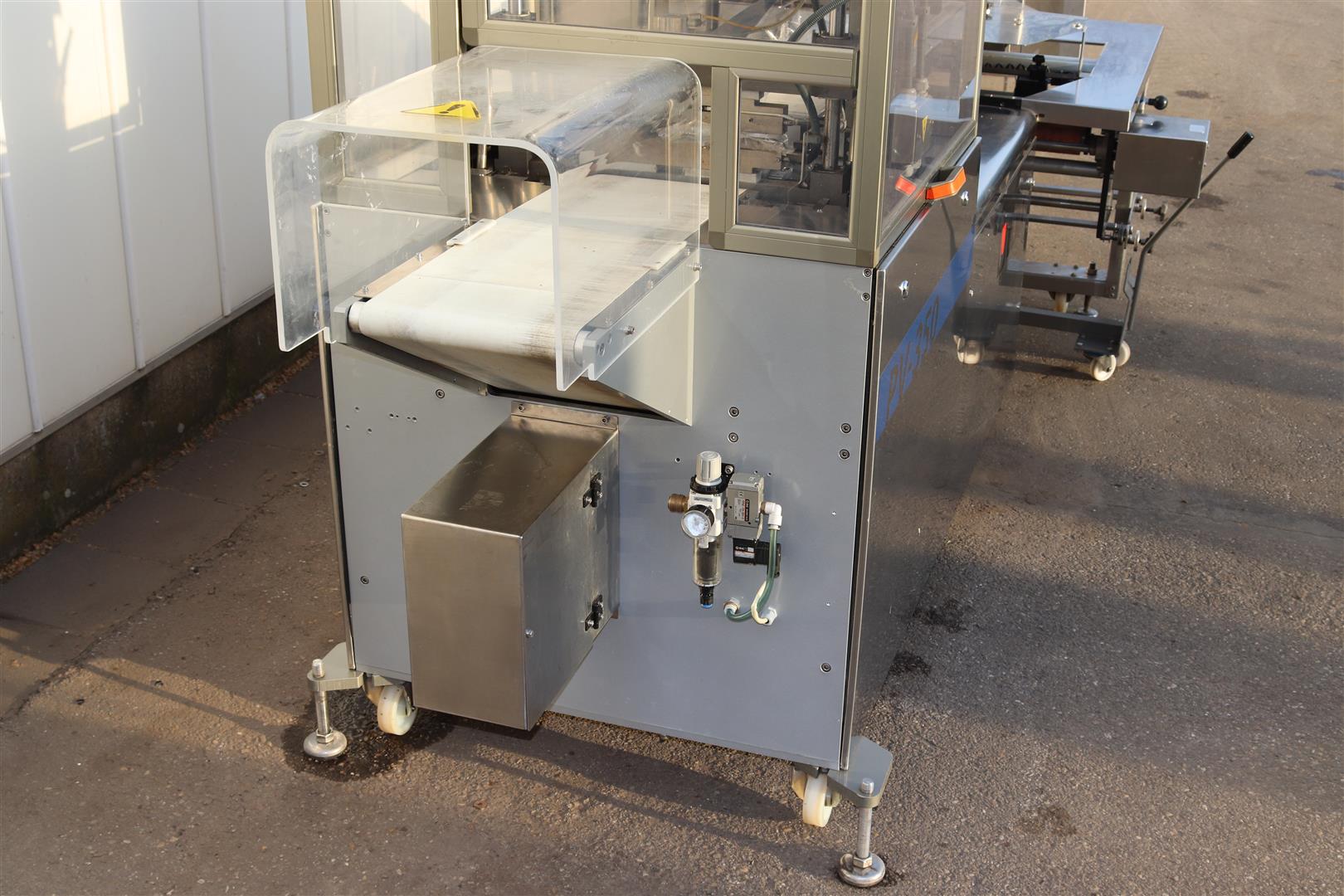 Ulma PV-350 LS-HIX flowpacker � ����������� ������