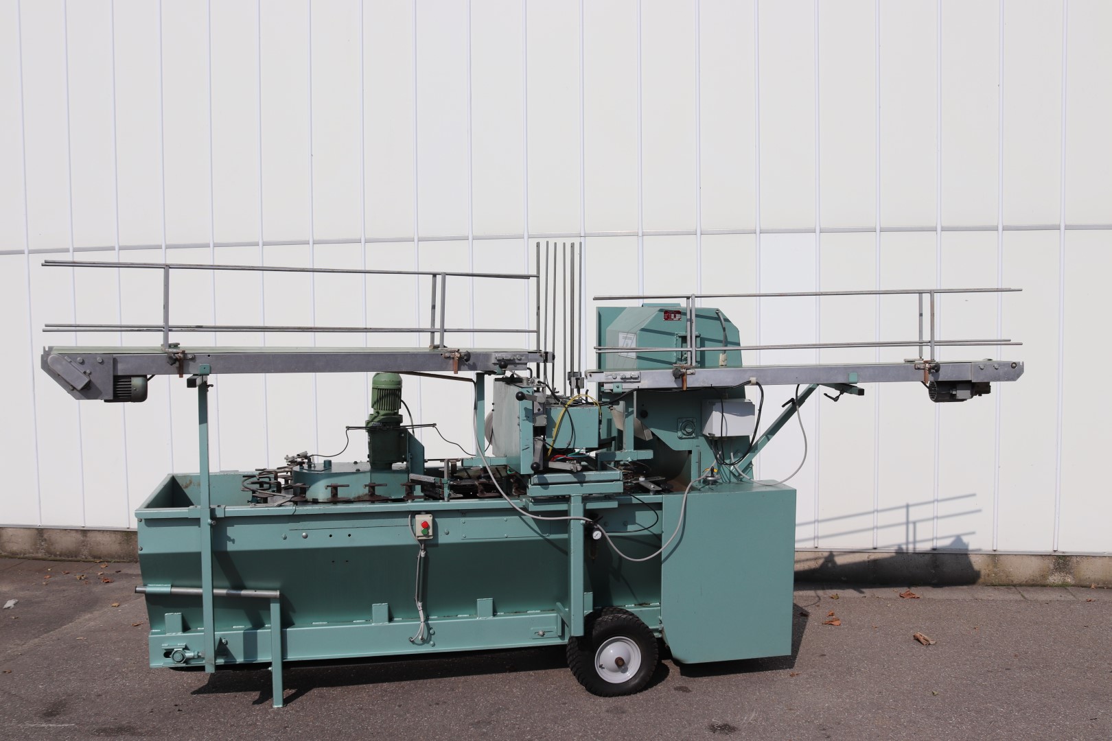 Heto H14C potting machine with 2 potdispensers