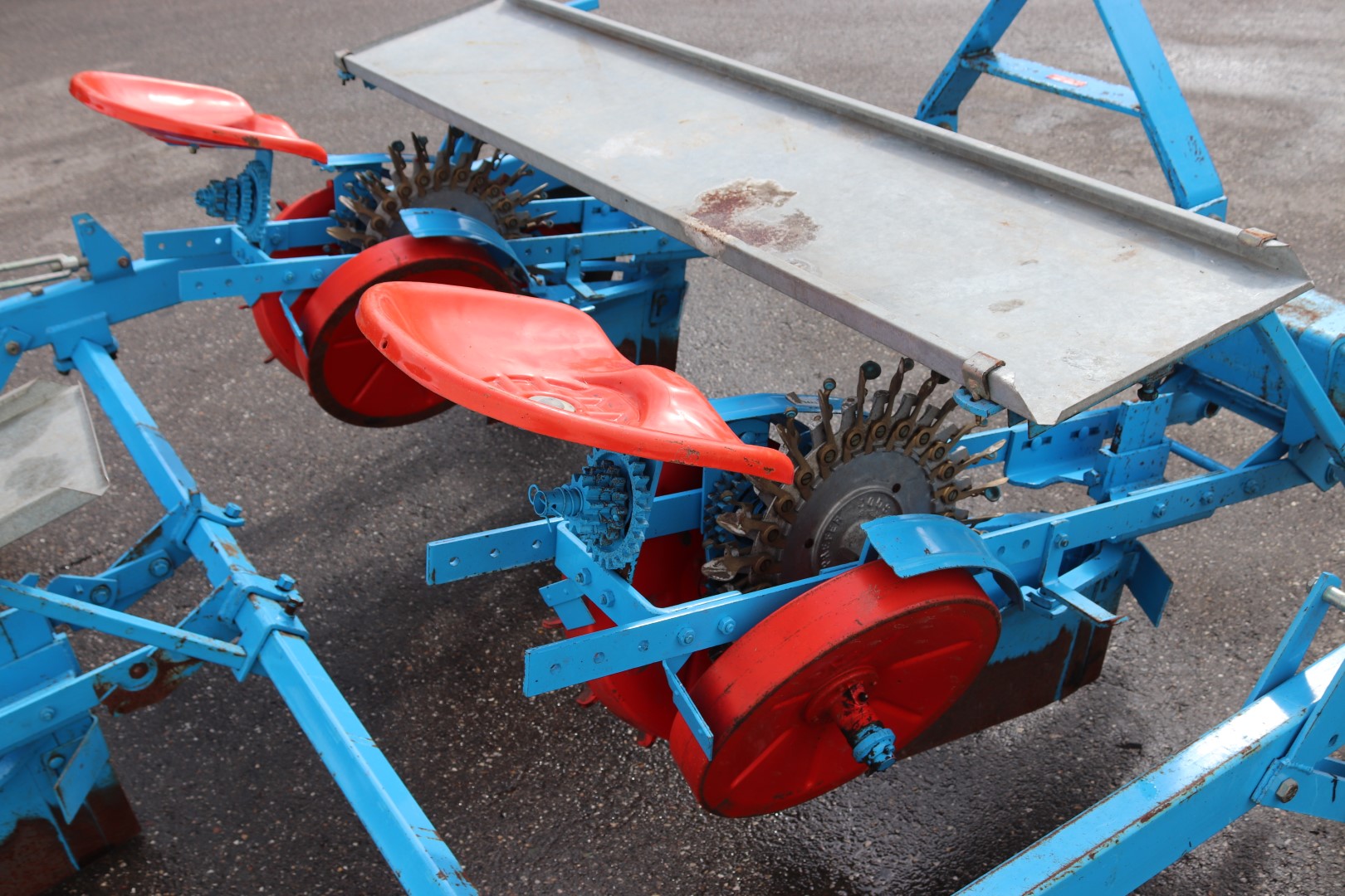 Super Prefer planting machine 3 rows with 24 grippers
