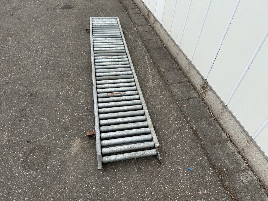 Роликовый конвейер 300 х 45 см