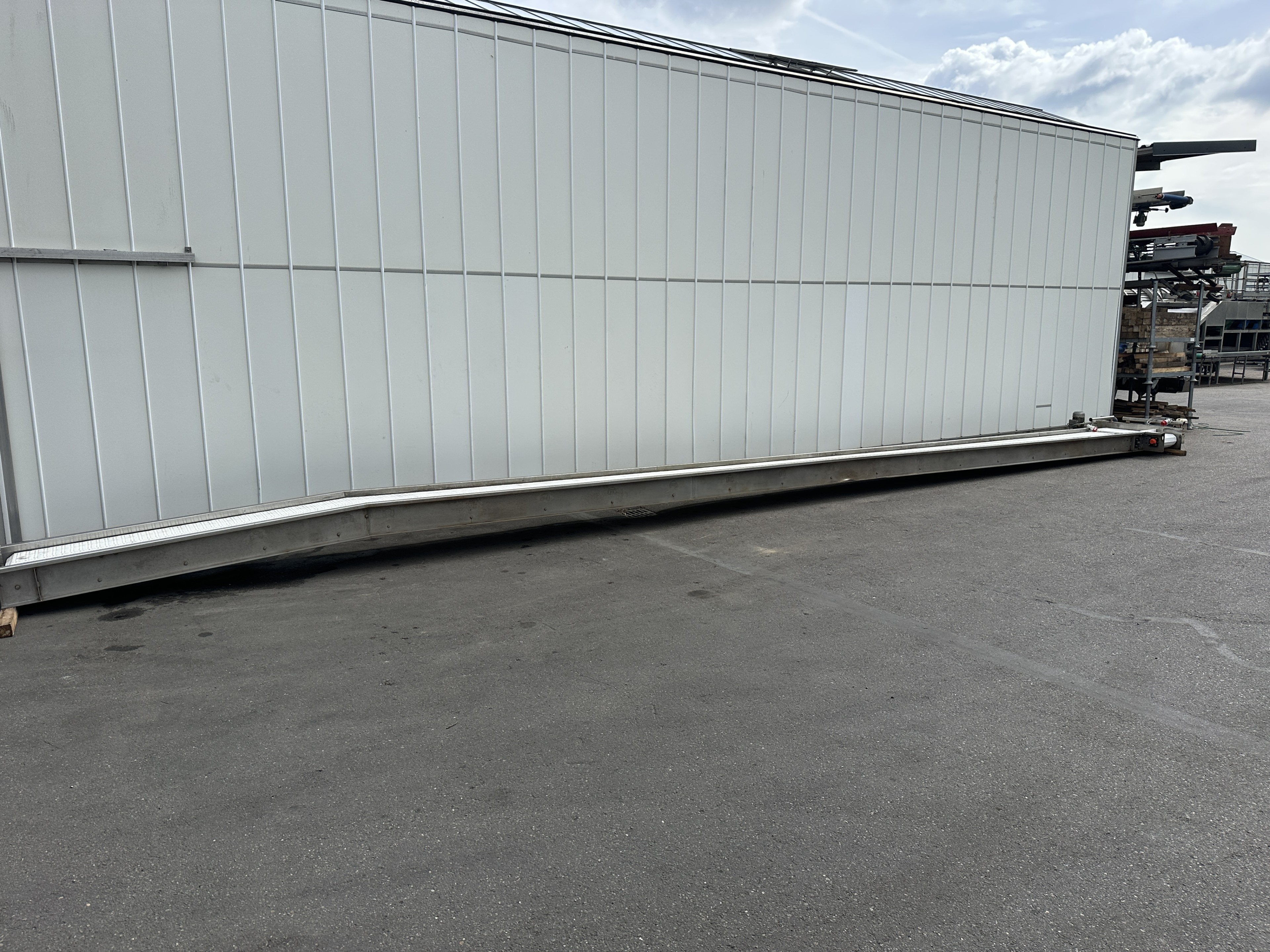 Verbruggen конвейер 1250 x 60 см с поперечным конвейером 100 x 40 см, оба из нержавеющей стали.
