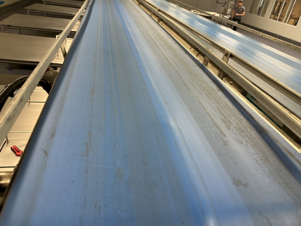 Martin Stolze combi conveyor Производственная и упаковочная линия с 11 рабочими столами Marco с весами