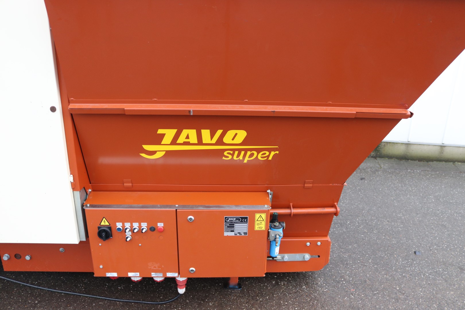 Машина для заливки горшков Javo Super с пневматическим дозатором и конвейером