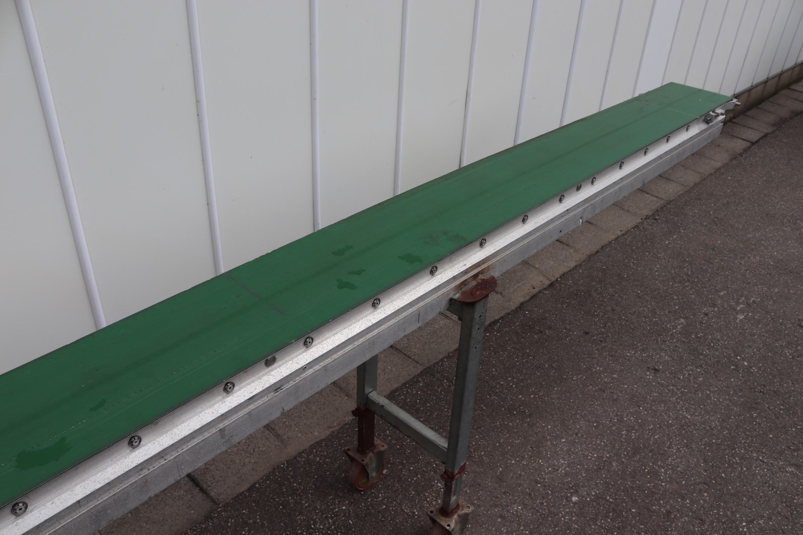 Wevab conveyor for potplants 600 x 24 cm