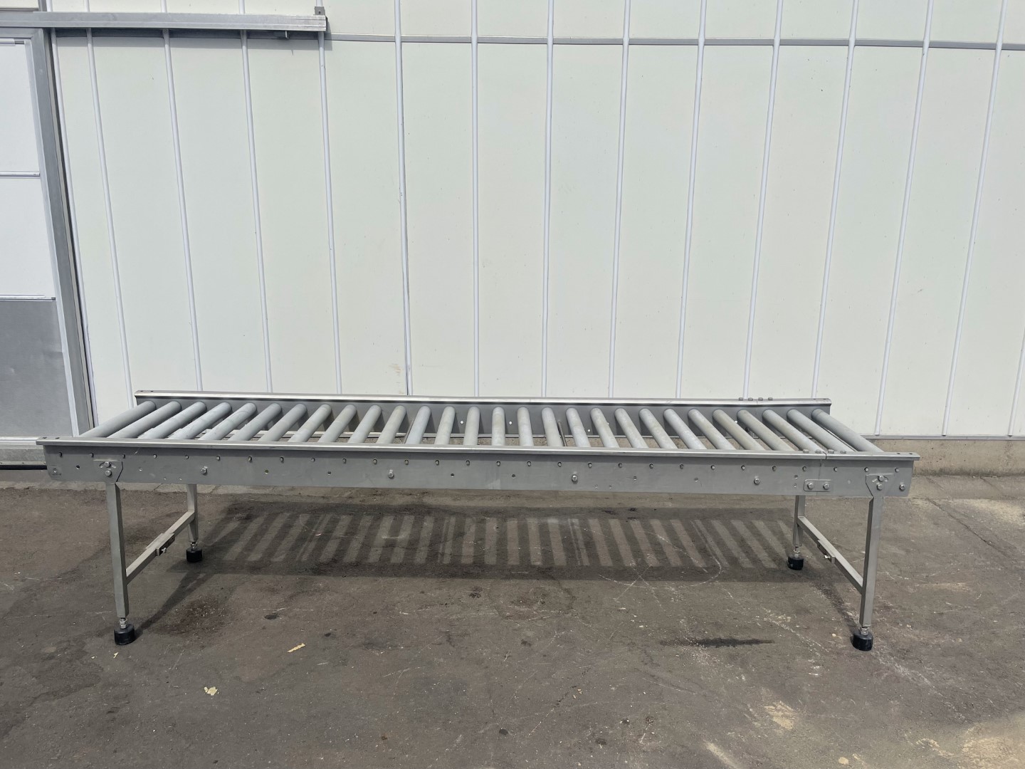 Роликовый конвейер из нержавеющей стали 280 x 65 см