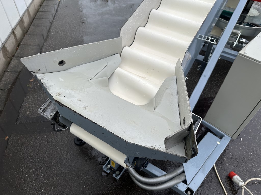 Aweta Dry bin filler Наполнитель контейнеров