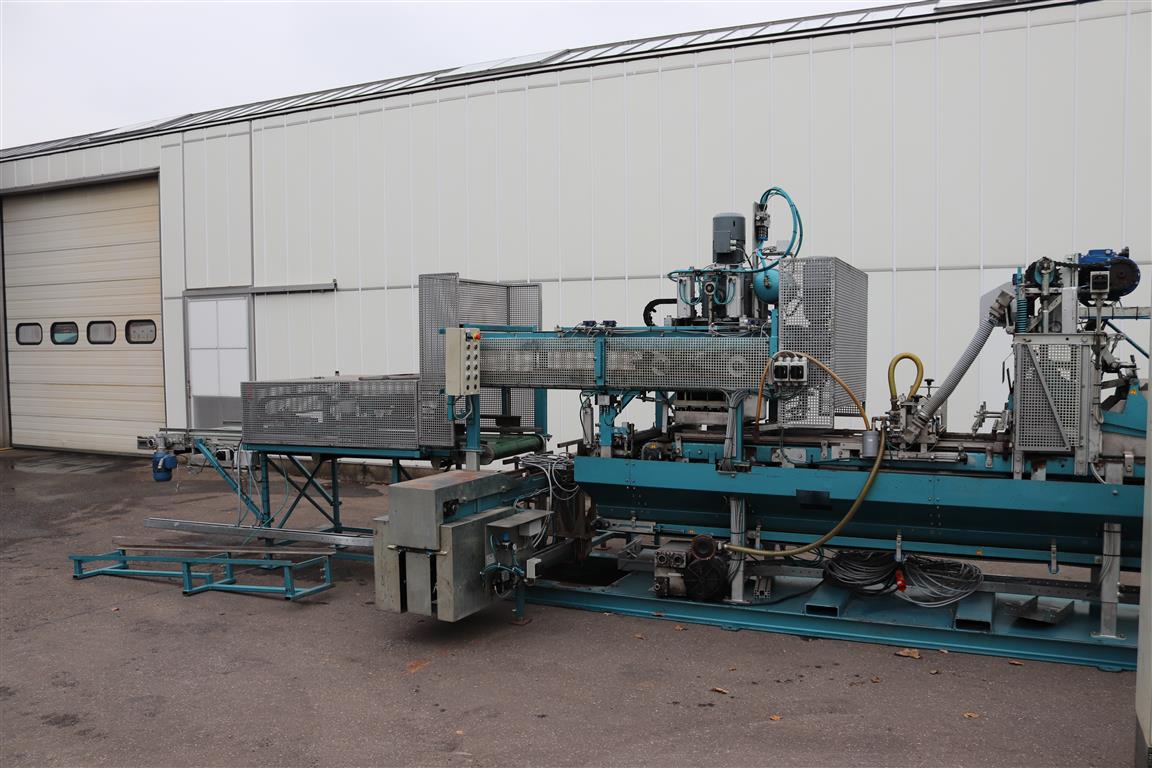 Visser Block-O-Matic soilblocking system