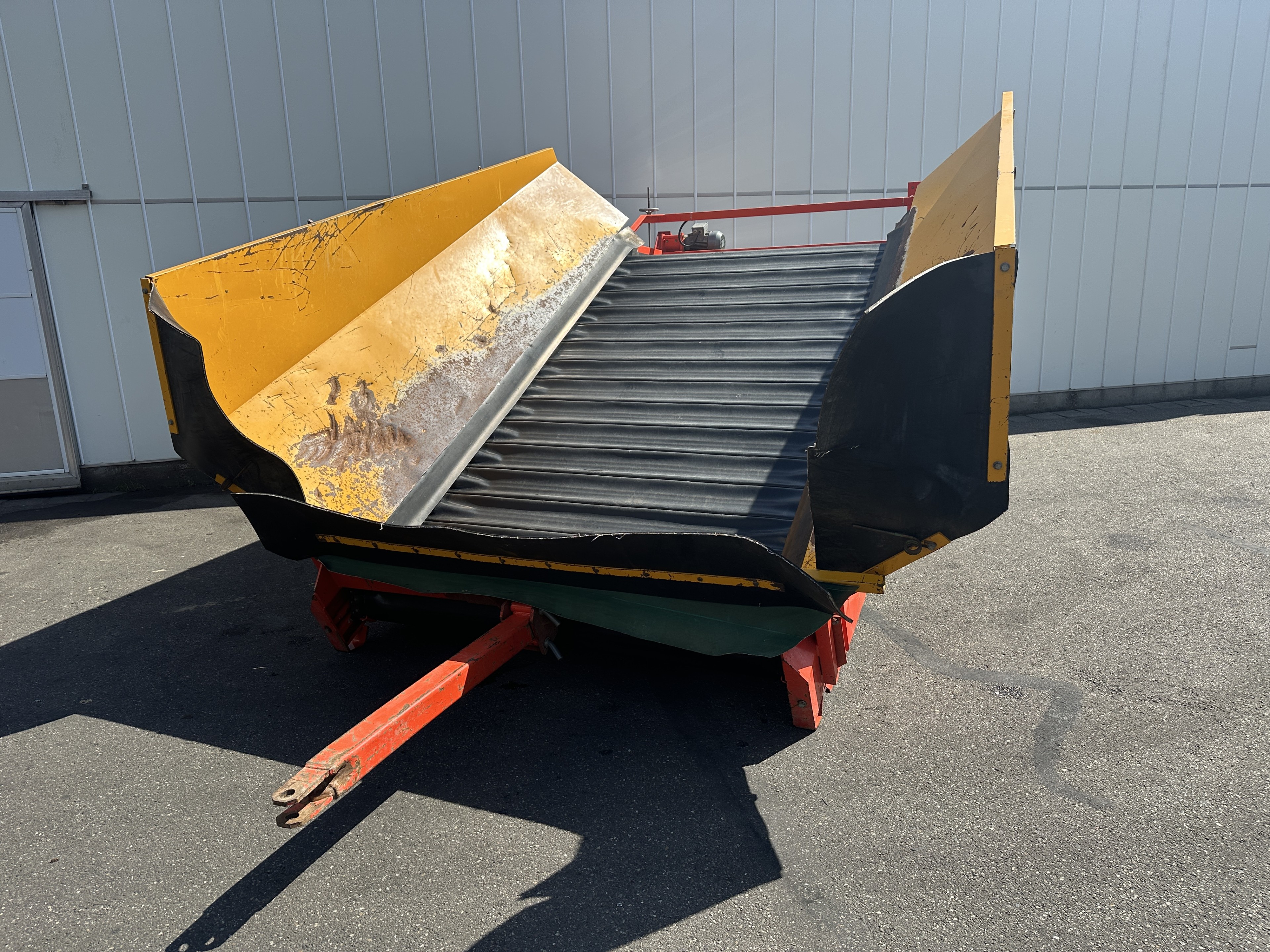 Climax CSB 2000P Приемный бункер