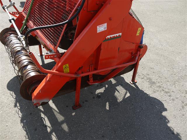 Землеройная машина Farmax SRP125LHD с набором для фумигации