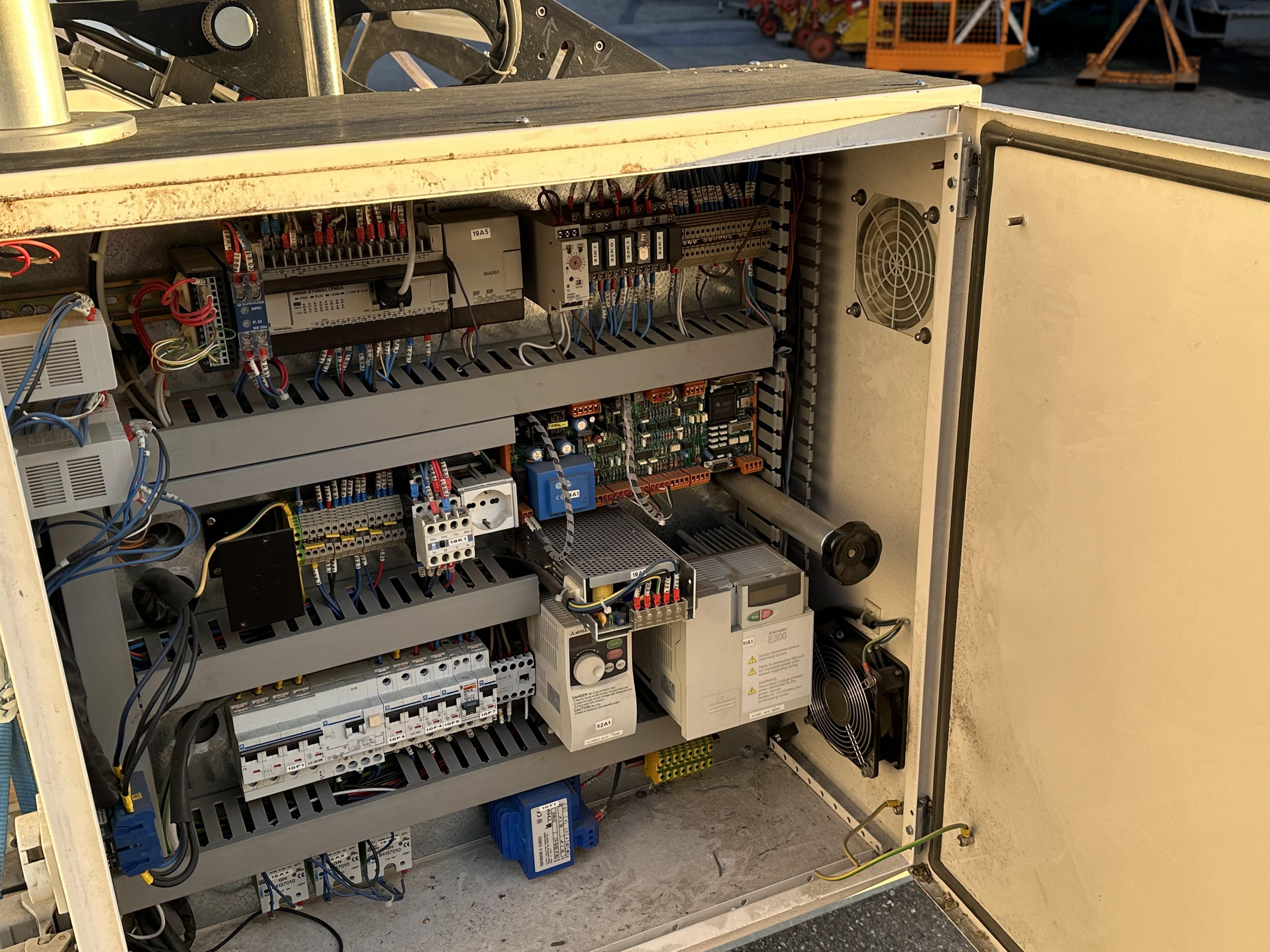 Ilapak T 1000 S Вертикальная упаковочная машина VFFS