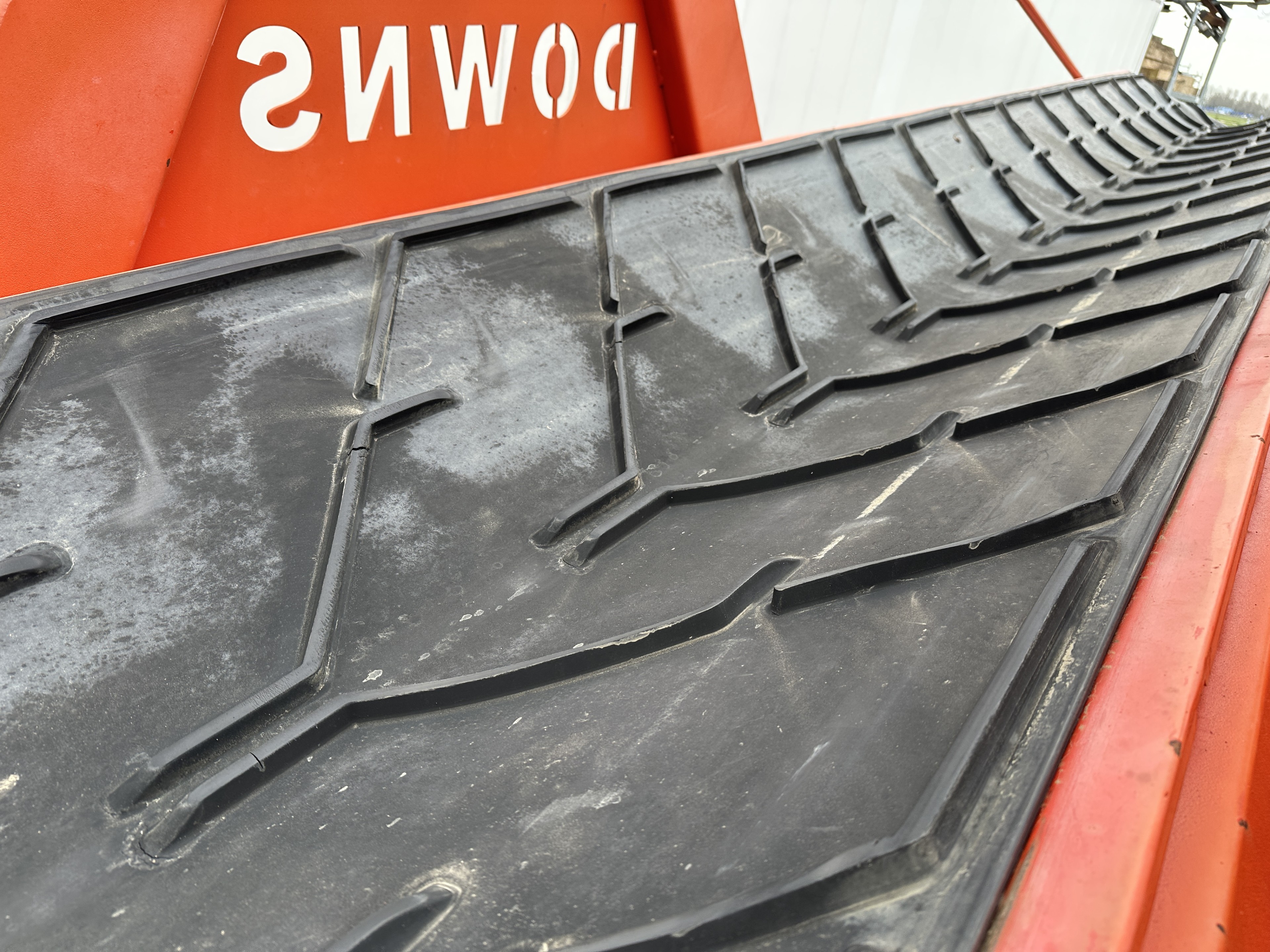 Downs TEL17.80 ������������� ��������������� 1620 x 80 cm