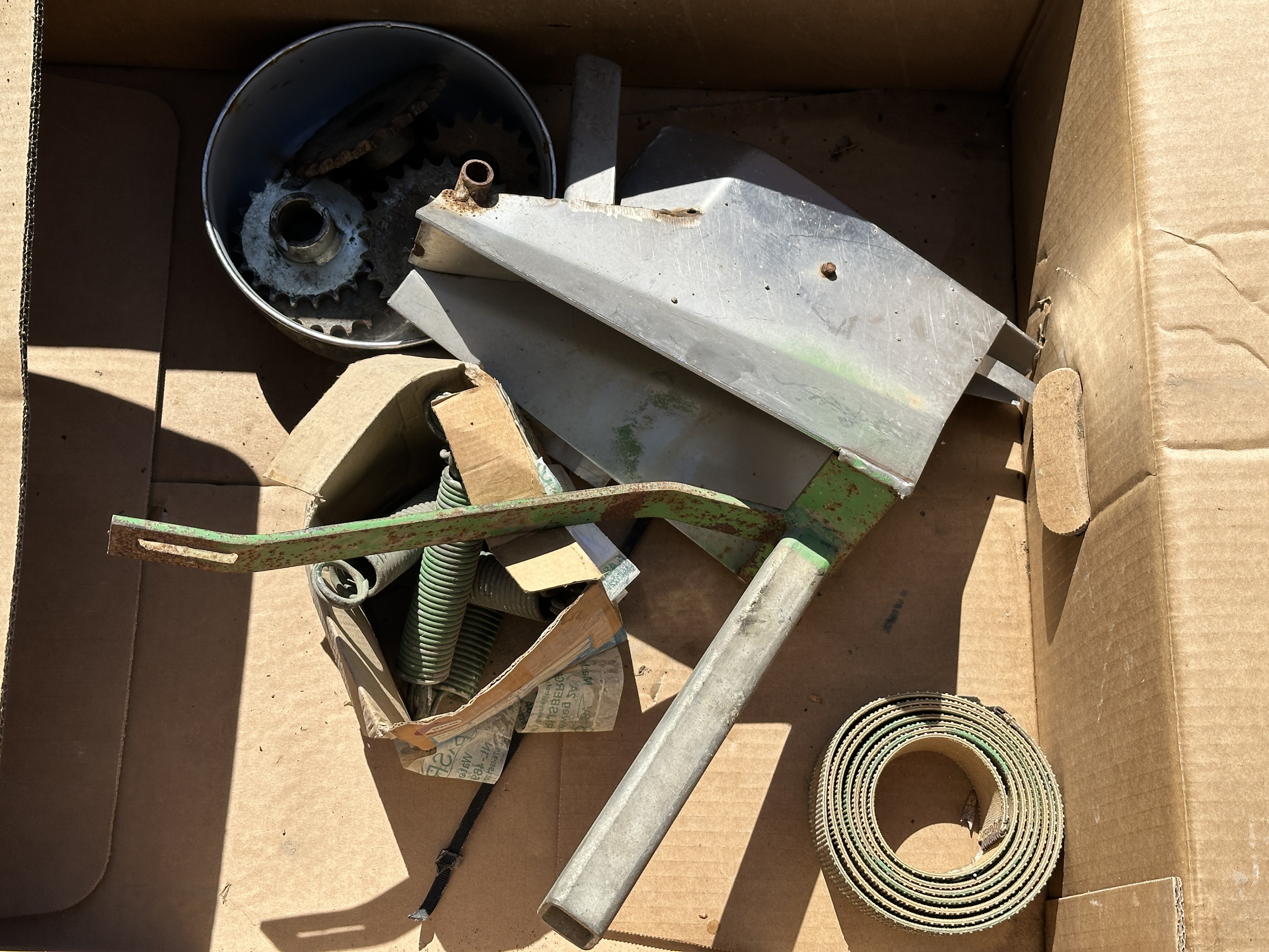 Basrijs 165/5ZH Pассадопосадочная машина для салата Автопилотируемый, 5 рядов, с двигателем Honda.