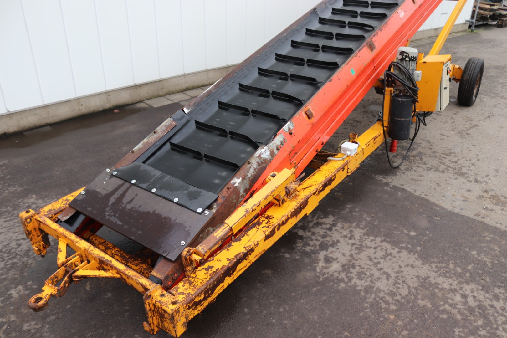 Climax CTE 1000-80 elevator / conveyor