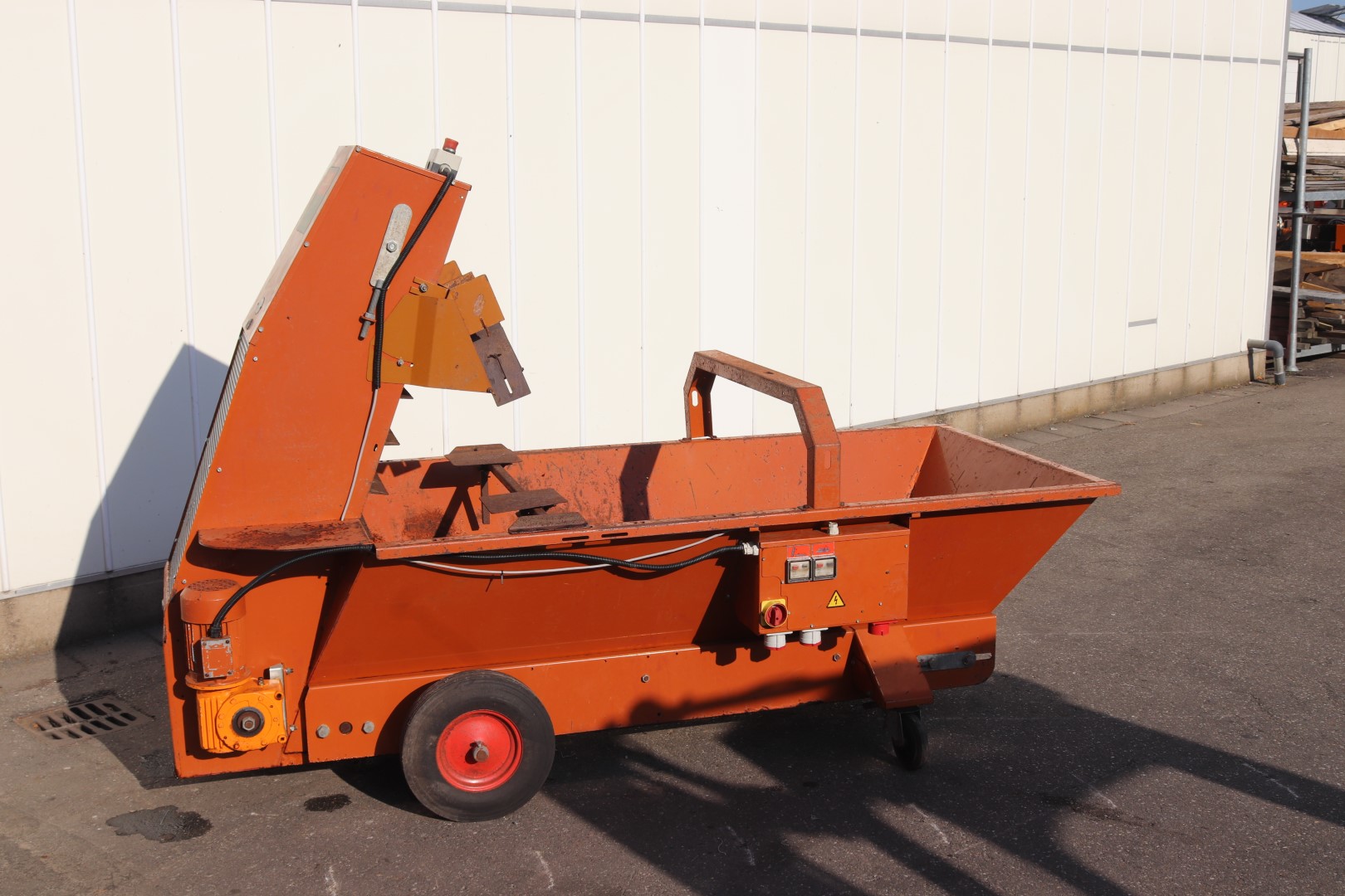 Javo Combi potting machine for big pots