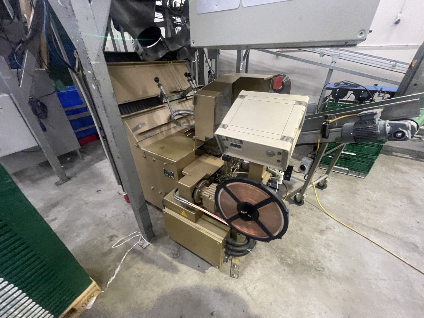 Affeldt AVN 112 CW ������� ������� � C-pack netclipper