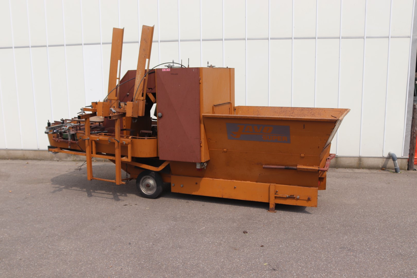 Javo Super potting machine