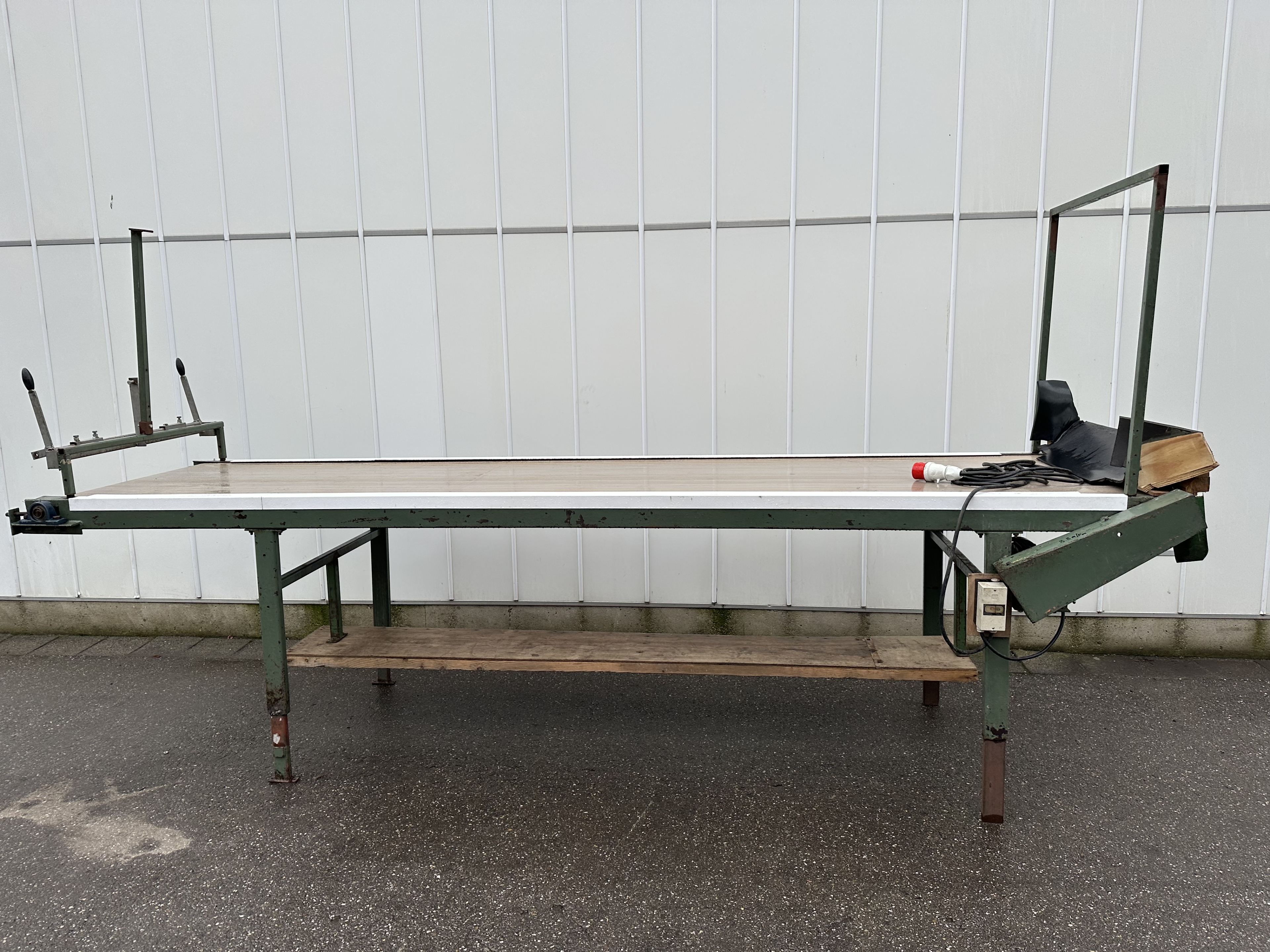 Инспекционный конвейер Compas 405 x 100 см