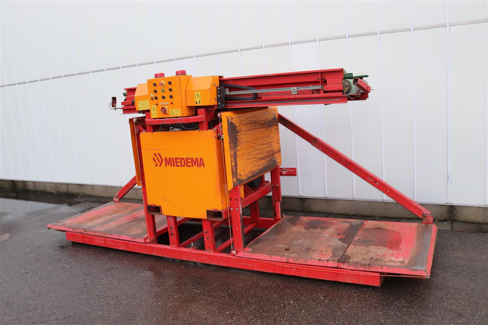 Наполнитель ящиков Miedema AKV240/70