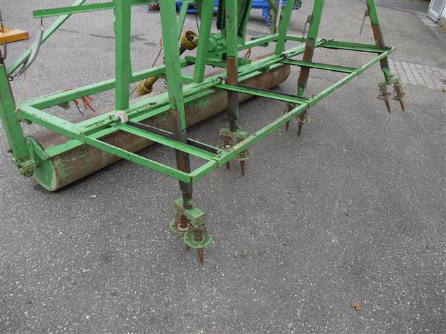 Basrijs ������� 4-������ ������ ��� �������� ��������� ��� ����-�����