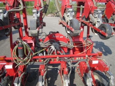Сеялка Agricola с 12 рядами высевающих аппаратов