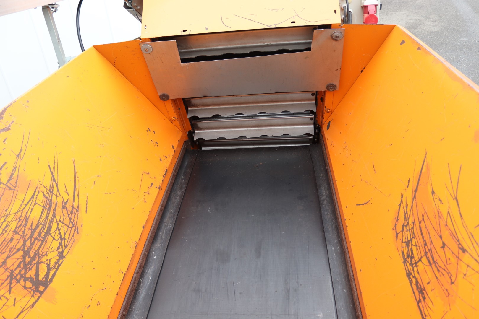 Mayer 1010 potting machine
