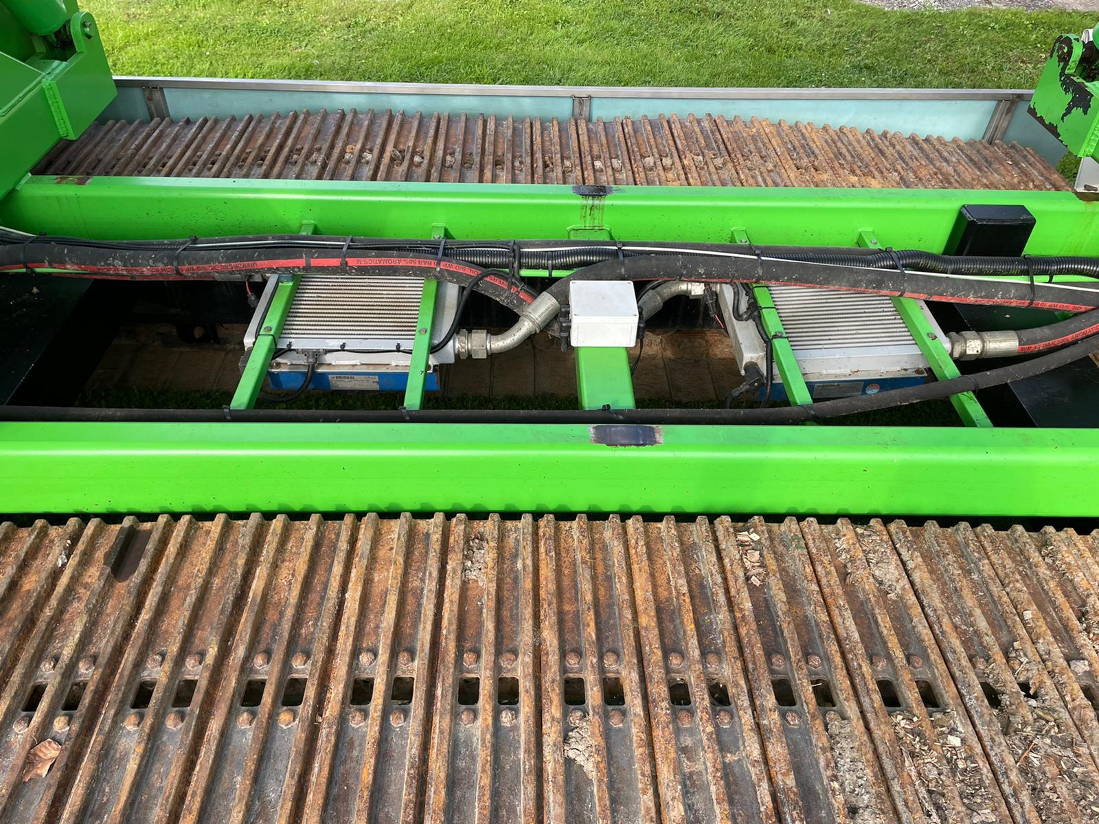 Tumoba SP3 harvester for Brussels sprouts with 3 rows