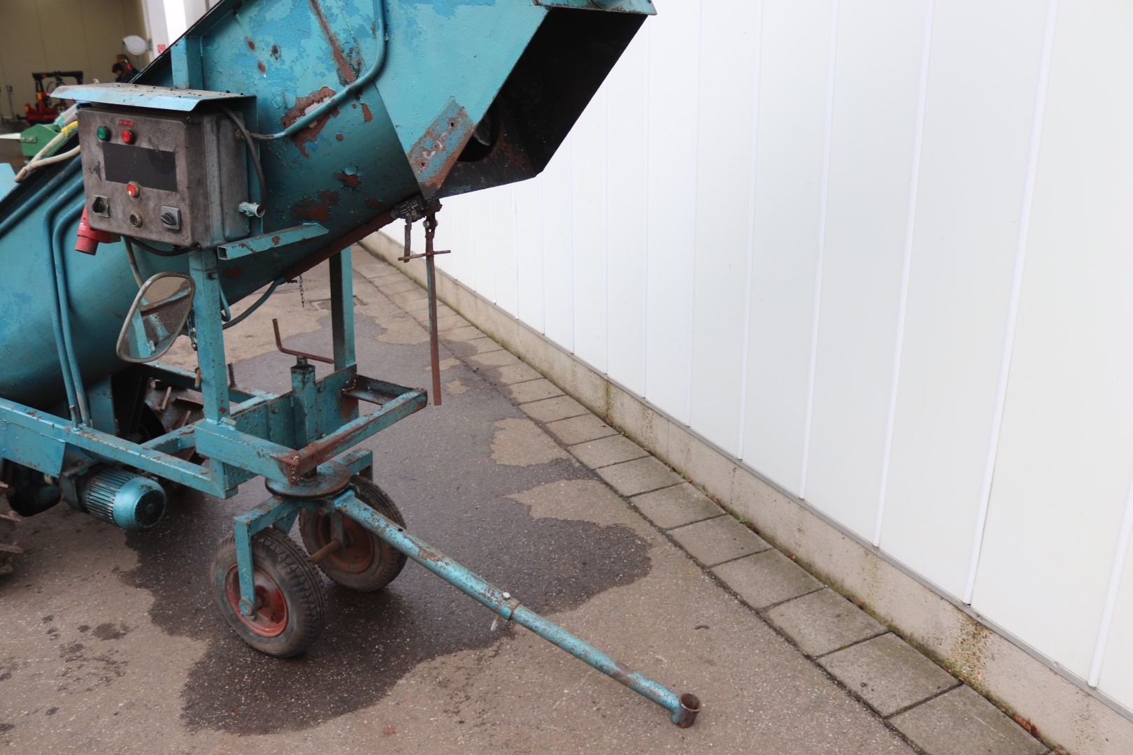 Visser soil loader mixer