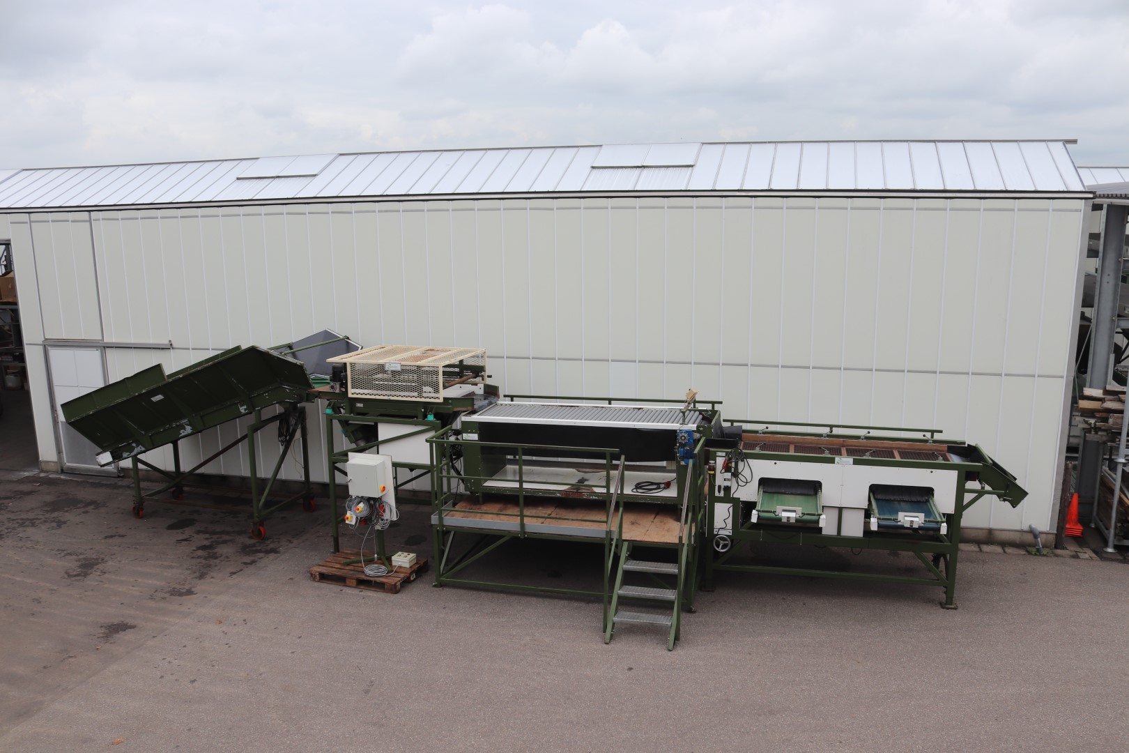 Schouten sorting line for brussel sprouts