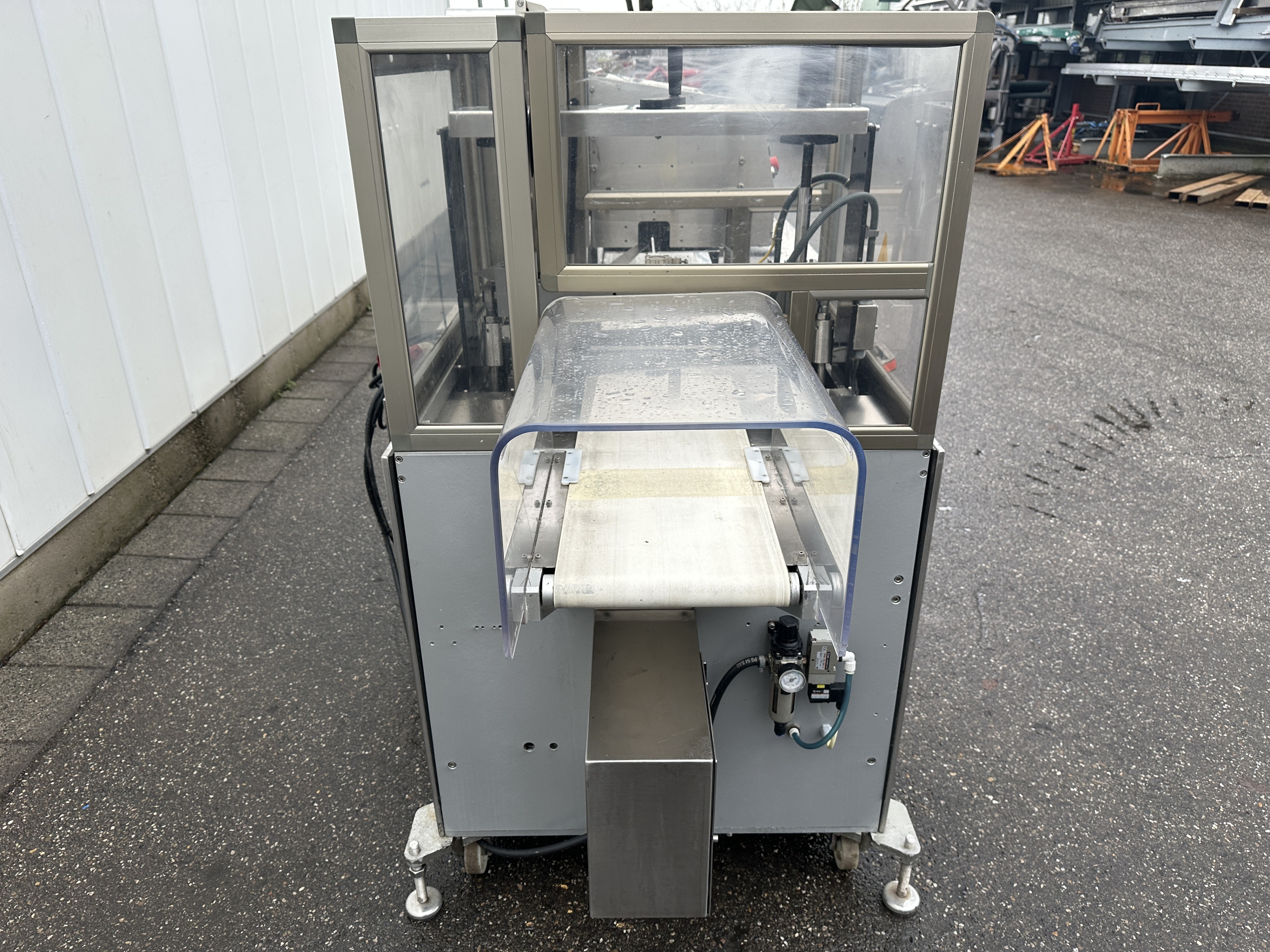 Ulma PV-350 ����������� ������ ����-��� (Flow pack) � ������� �������� ����������