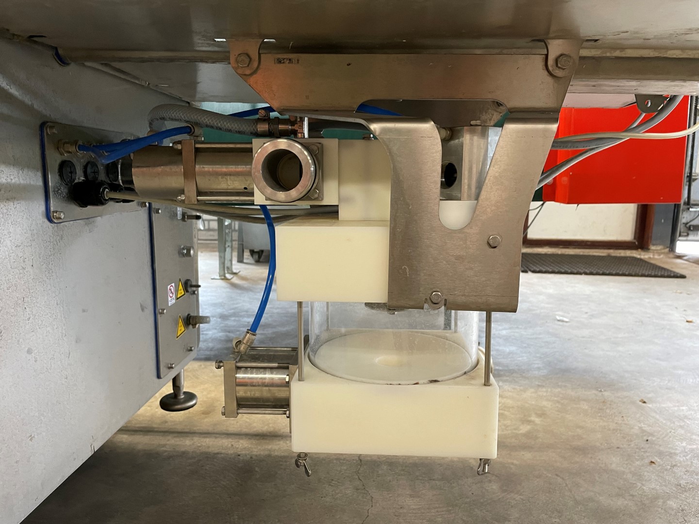Multivac T700 top sealing machine