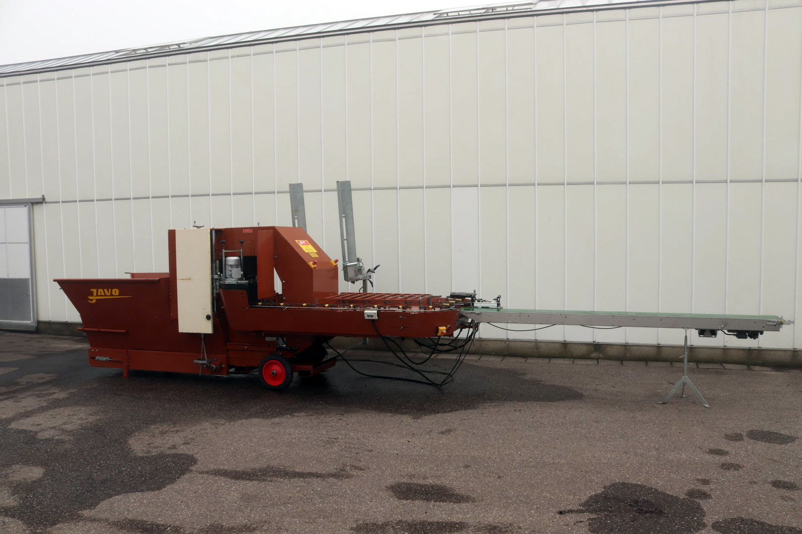 Javo Super Mega potting machine with double pneumatic potdispenser