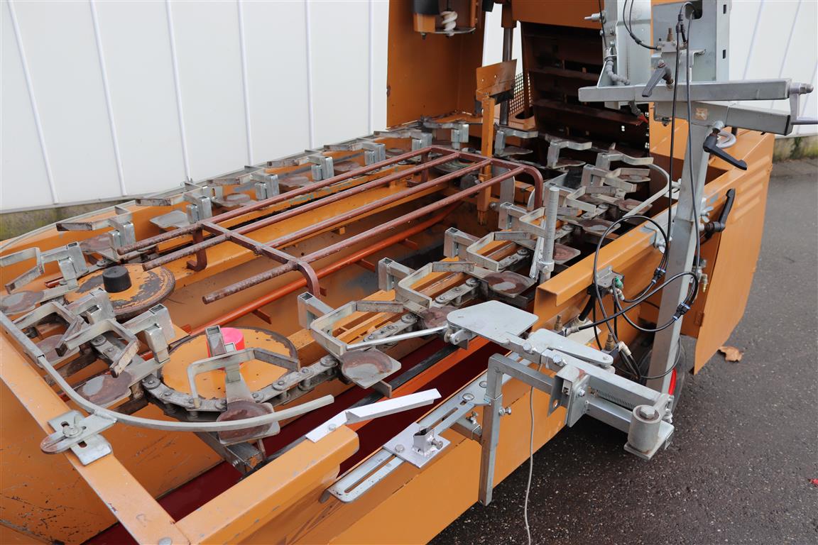 Javo standaard potting machine with pneumatic potdispenser