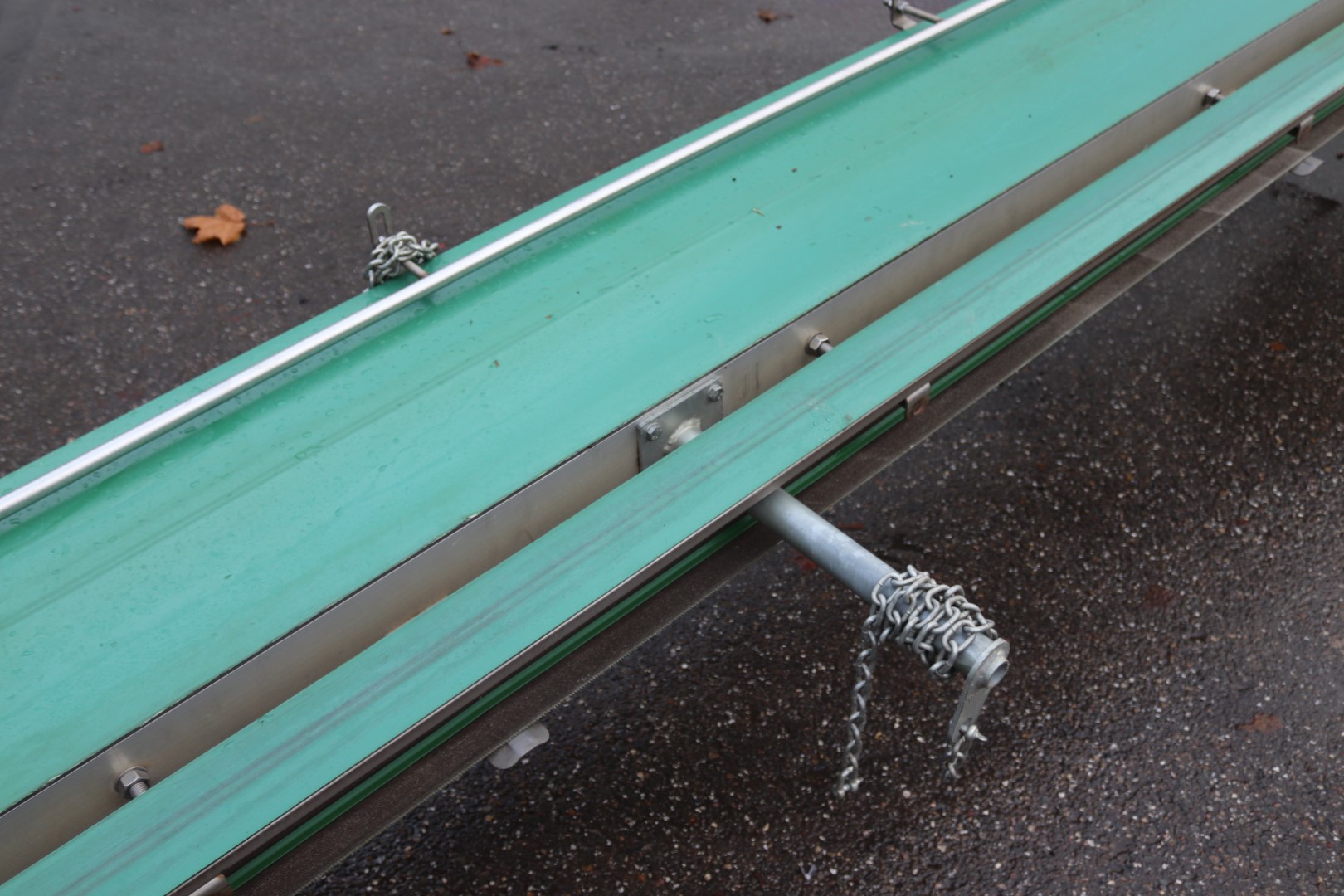 Van den Beucken aluminium harvesting conveyor