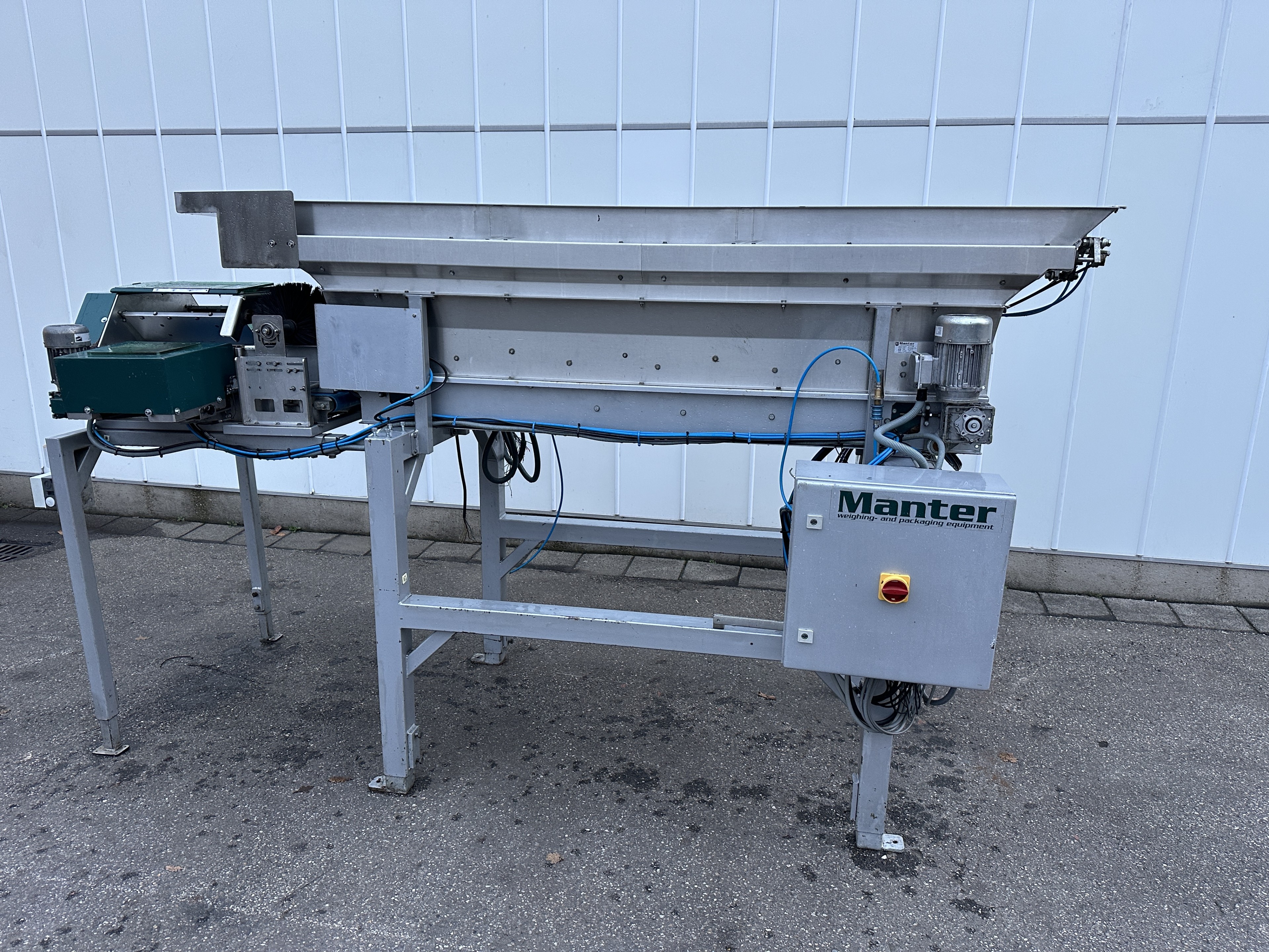 Manter VP16000 Весовой дозатор с 3 подъемниками и дозировочными конвейерами