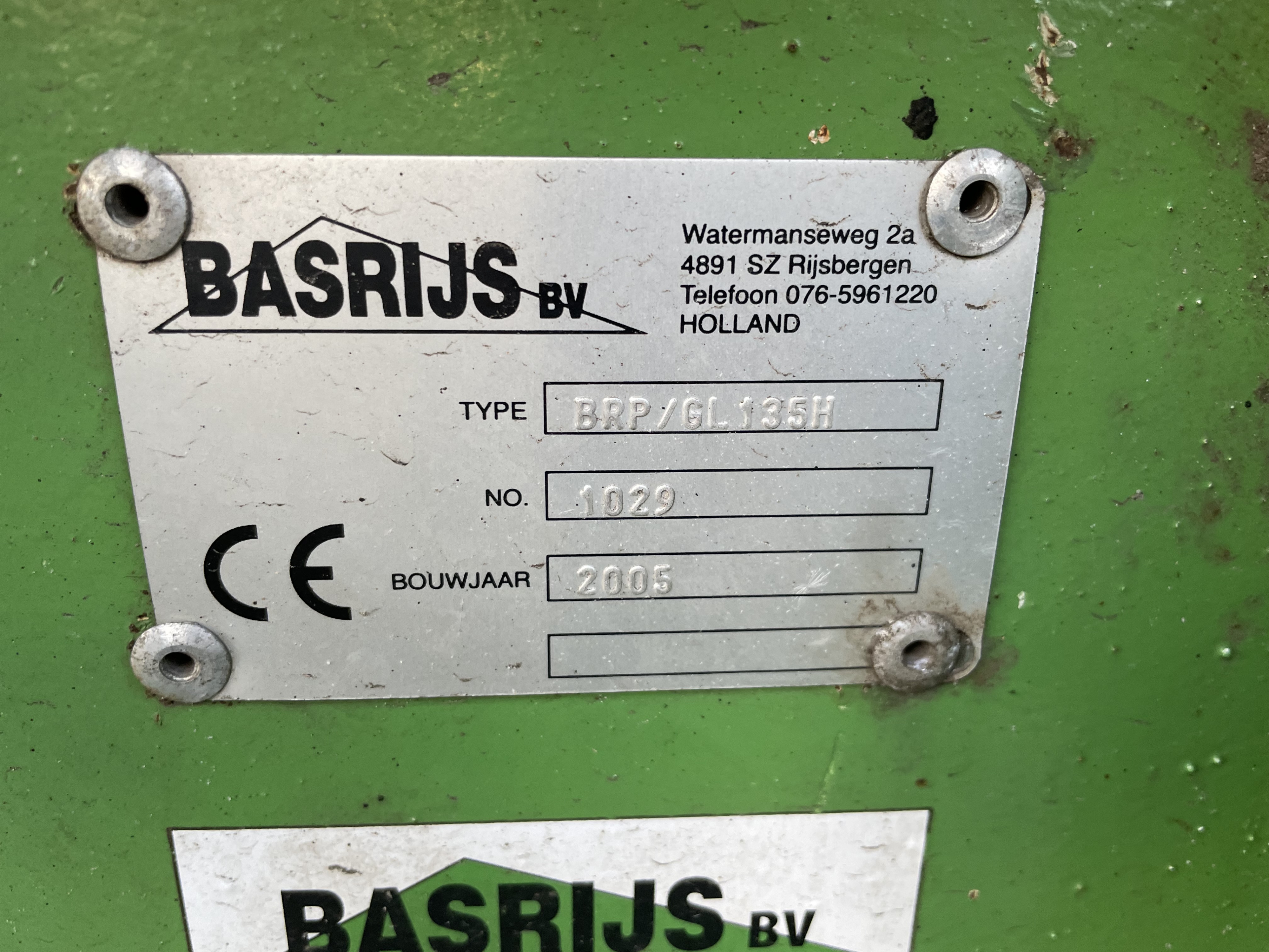 ������� Basrijs ��� ����� ��������, ��� �������� � ������