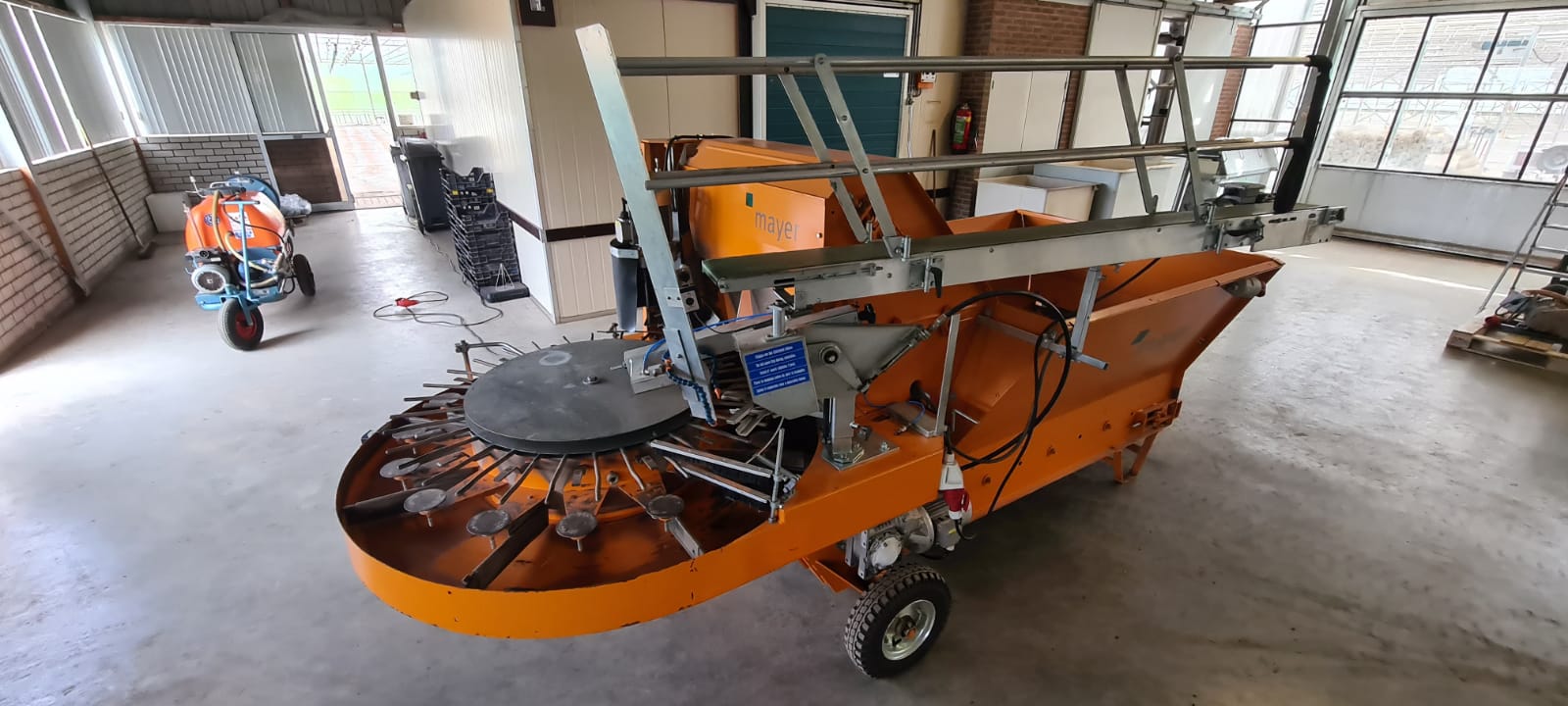 ��������� ������ Mayer 1010 � ��������� �������