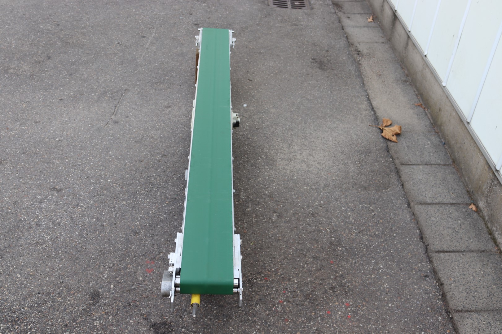 Wevab 195 cm potplant conveyor with adjustable speed