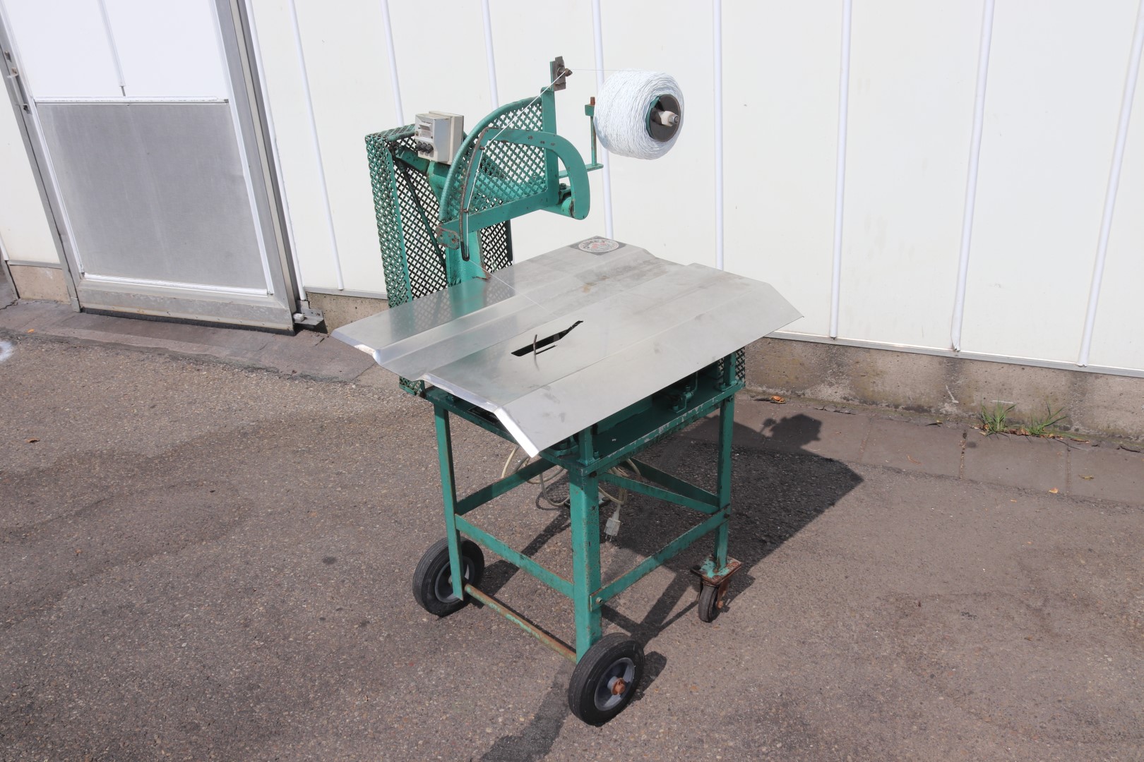 Olimex BKE binding machine for flowers