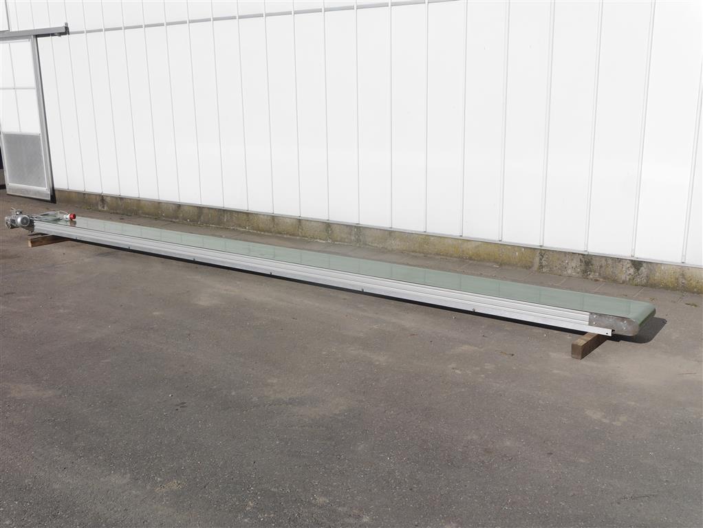 Алюминиевый конвейер 650 x 40 см