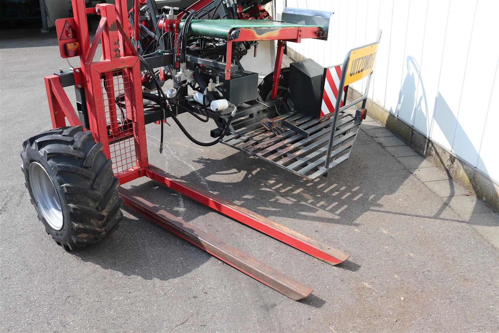 VanHoucke leek harvester topbeltlifter