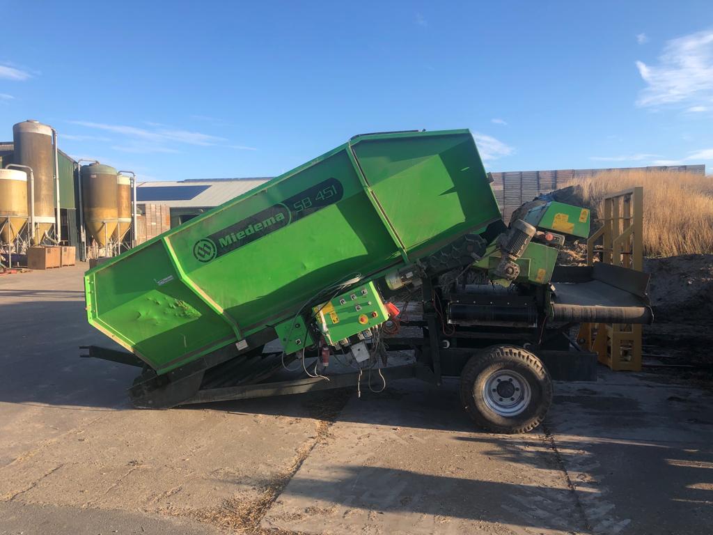 Приемный бункер Miedema SB451-RZ