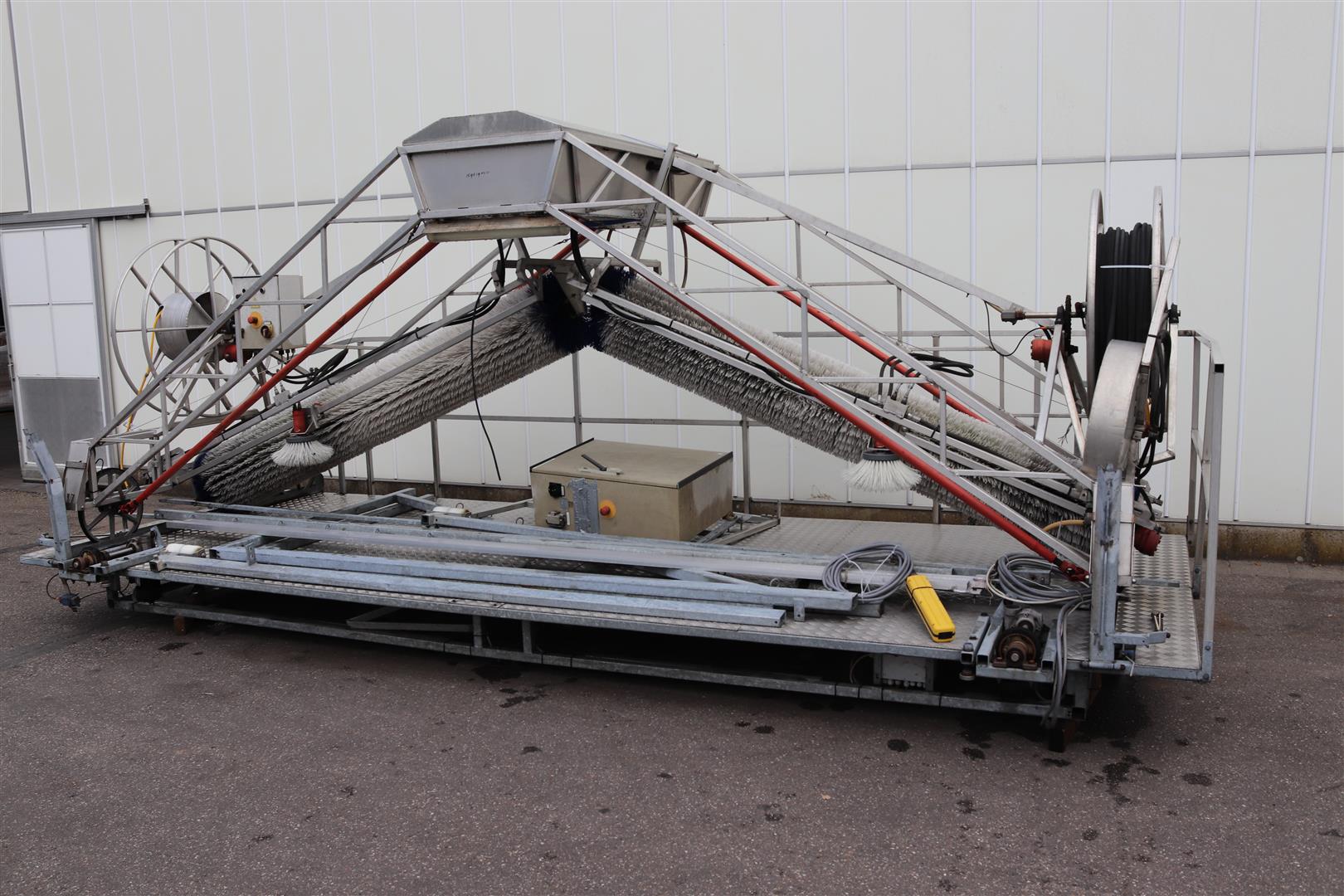 Крышная моечная машина Brinkman для теплиц